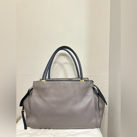 Chloe
Dree Tote Pebbled Leather Medium - Picture 8 of 17